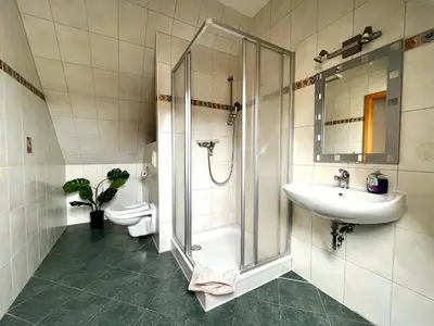Ein Badezimmer in der Unterkunft Ferienwohnung Gipfelglück mit Balkon