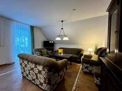 Ein Sitzbereich in der Unterkunft Ferienwohnung Gipfelglück mit Balkon