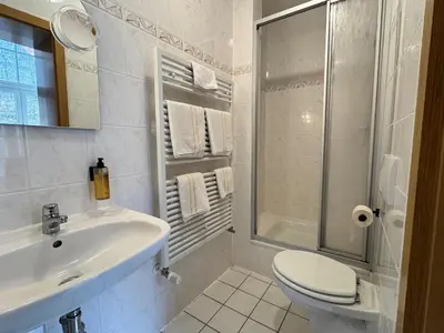 Ein Badezimmer in der Unterkunft Hotel Bodeblick