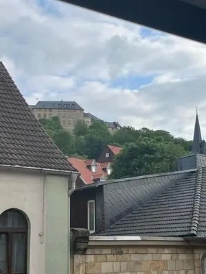 Ein allgemeiner Bergblick oder ein Berglick von der Ferienwohnung aus