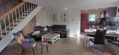 Ein Sitzbereich in der Unterkunft Premiumferienhaus Surya