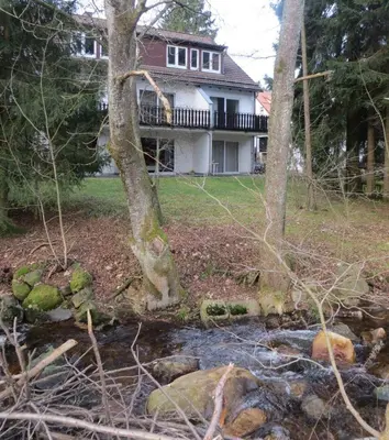 Das Gebäude in dem sich die Ferienwohnung befindet