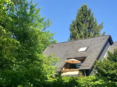 Das Gebäude in dem sich die Ferienwohnung befindet