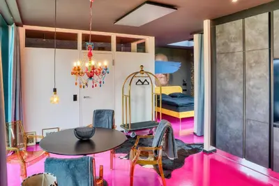 Ein Sitzbereich in der Unterkunft Wohnung mit Pool Little King, Little Dagobert