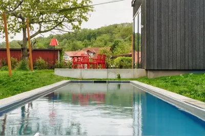 Der Swimmingpool an oder in der Nähe von Wohnung mit Pool Little King, Little Dagobert
