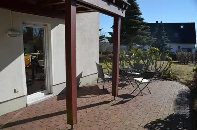Ein Garten an der Unterkunft Ferienwohnung Sonnenblume