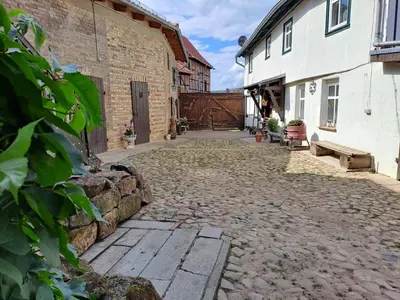 Das Gebäude in dem sich die Ferienwohnung befindet