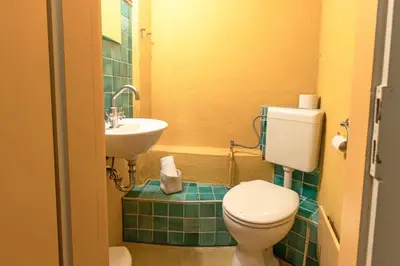 Ein Badezimmer in der Unterkunft Das Fachwerkhäuschen am Kornmarkt - herzlich & charmant