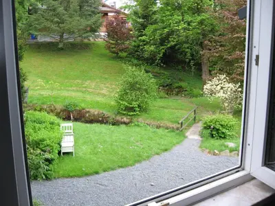 Ein Garten an der Unterkunft Vakantiehuis ibu