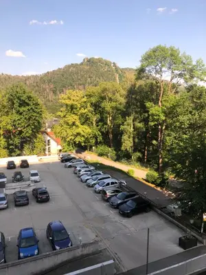 Ein allgemeiner Bergblick oder ein Berglick von der Ferienwohnung aus