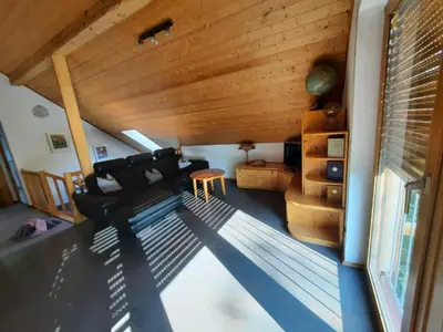 Ein Sitzbereich in der Unterkunft HarzZeit - die Ferienwohnung mit 2 Schlafzimmern