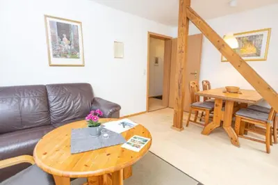 Ein Sitzbereich in der Unterkunft Ferienwohnung Nexö, 45 qm, 1 Schlafzimmer N5