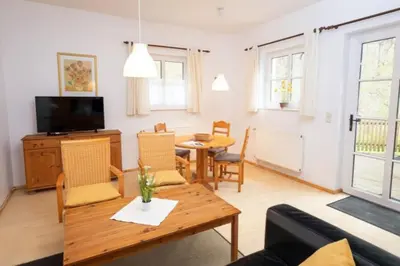 Ein Sitzbereich in der Unterkunft Ferienwohnung Nexö, 45 qm, 1 Schlafzimmer N9
