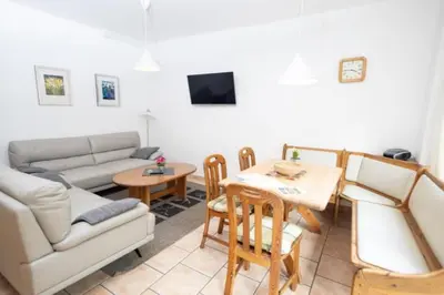 Ein Sitzbereich in der Unterkunft Ferienwohnung Nexö, 85 qm, 3 Schlafzimmer N2