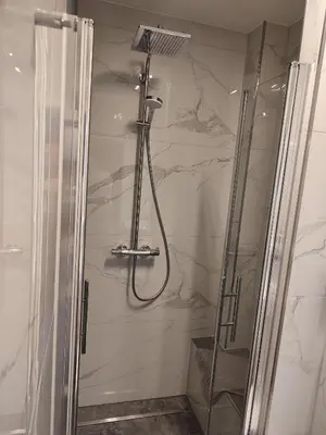Ein Badezimmer in der Unterkunft Fewo zur Dampflok 2
