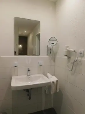Ein Badezimmer in der Unterkunft Pension Haus Petra