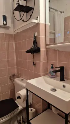 Ein Badezimmer in der Unterkunft Berg-Büdchen - schnuckelige Maisonette-FeWo - gemütlich und günstig