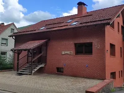 Das Gebäude in dem sich die Ferienwohnung befindet