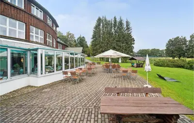 Ein Garten an der Unterkunft Amazing Home In Oberharz With Kitchen