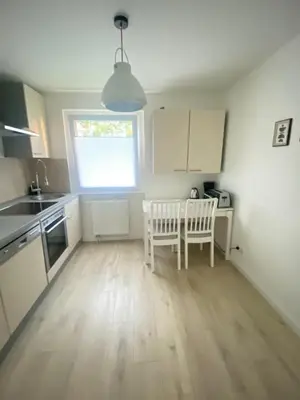 Küche/Küchenzeile in der Unterkunft Harzperle 3 II zentrales 3 Zi Apartment II Familien