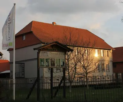 Das Gebäude in dem sich das Gasthaus befindet