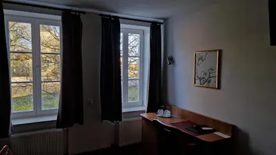 Ein Sitzbereich in der Unterkunft Hotel Garni Demmel & Cie