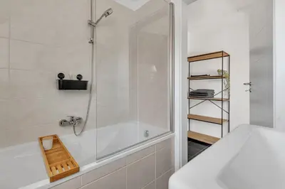 Ein Badezimmer in der Unterkunft Superb - Schlossblick - Zentral - Smart TV