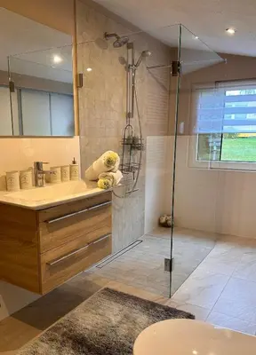 Ein Badezimmer in der Unterkunft Ferienhaus Resys Mythenbrand