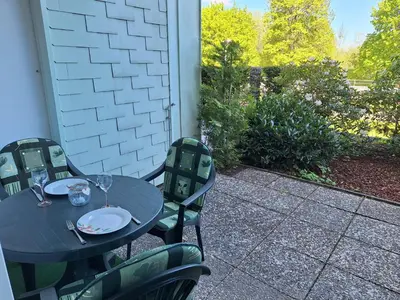 Ein Garten an der Unterkunft Gemütliche Ferienwohnung am Nationalpark Harz mit Parkplatz am Haus