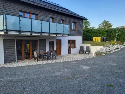 Das Gebäude in dem sich die Ferienwohnung befindet