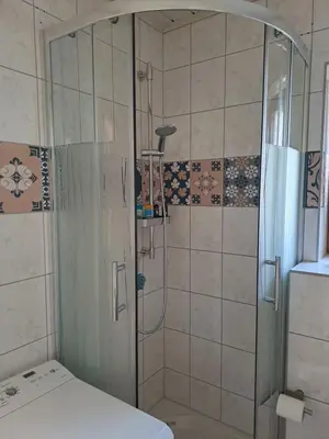 Ein Badezimmer in der Unterkunft Klein, aber fein