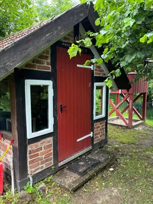 Das Gebäude in dem sich die Ferienwohnung befindet