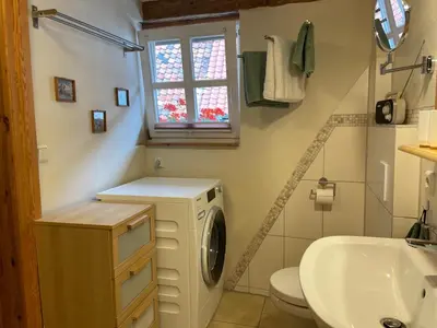 Ein Badezimmer in der Unterkunft Mittelalterdomizil mit Balkon und Parkplätzen