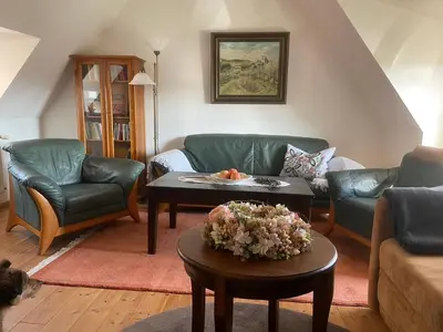 Ein Sitzbereich in der Unterkunft Mittelalterdomizil mit Balkon und Parkplätzen