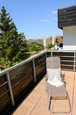 Ein Balkon oder eine Terrasse in der Unterkunft Apartment Alm View, im Oberharz