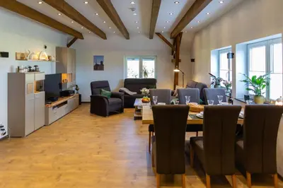 Ein Sitzbereich in der Unterkunft Ferienwohnung Harzliebe - am Fuße des Brocken