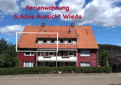 Das Gebäude in dem sich die Ferienwohnung befindet
