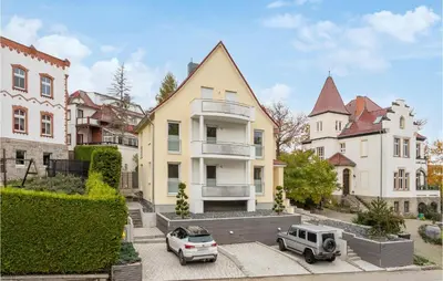 Das Gebäude in dem sich die Ferienwohnung befindet