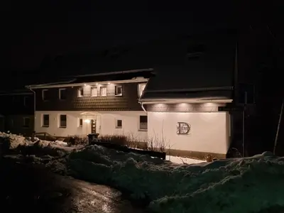 Das Gebäude in dem sich die Ferienwohnung befindet