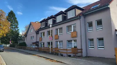 Das Gebäude in dem sich die Ferienwohnung befindet