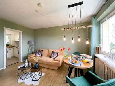 Ein Sitzbereich in der Unterkunft LIGHTQUARTIER Mountain Nest -Balkon