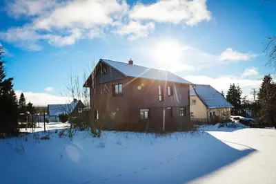 Das Hexenlandhaus Tom, Oberharz, mit Sauna im Winter