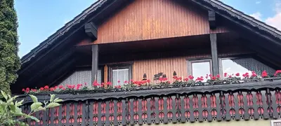 Das Gebäude in dem sich die Ferienwohnung befindet