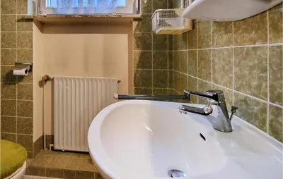 Ein Badezimmer in der Unterkunft Nice Apartment In Goslar Ot Hahnenklee