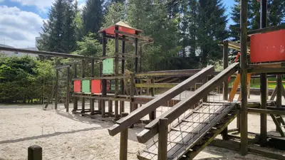 Ein Kinderspielbereich in der Unterkunft Ferienwohnung Sonnenberg Hahnenklee