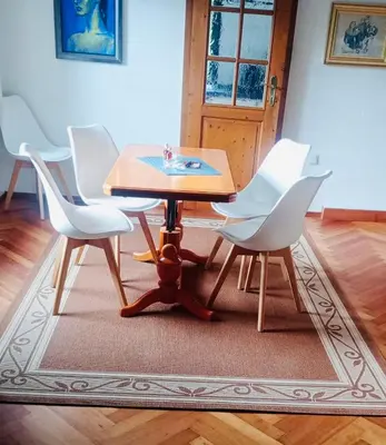 Ein Sitzbereich in der Unterkunft Landhaus Eva-Maria