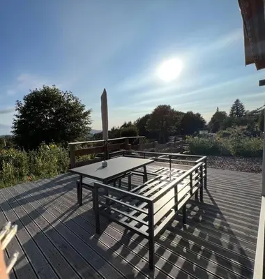 Ein Balkon oder eine Terrasse in der Unterkunft Ferienhaus Mountain View Six50 mit Sauna und Kamin in St. Andreasberg