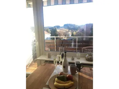 Ein allgemeiner Bergblick oder ein Berglick von der Ferienwohnung aus