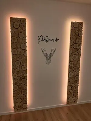 Ein Zertifikat, Auszeichnung, Logo oder anderes Dokument, das in der Unterkunft Platzhirsch bei der Purpurbuche ausgestellt ist