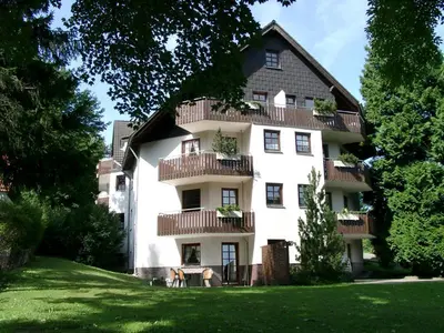 Das Gebäude in dem sich die Ferienwohnung befindet